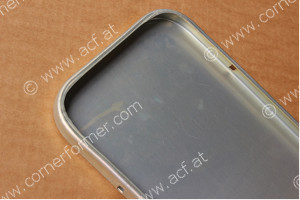 Roll beaded corner in sheet metal Roll beaded corner in sheet metal