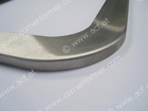 ACF finished corner of an INOX frame